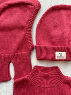 Avely Balaclava - cardinal