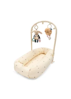 Baby nest - cherry