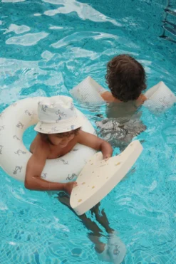 junior badering - rock my boat