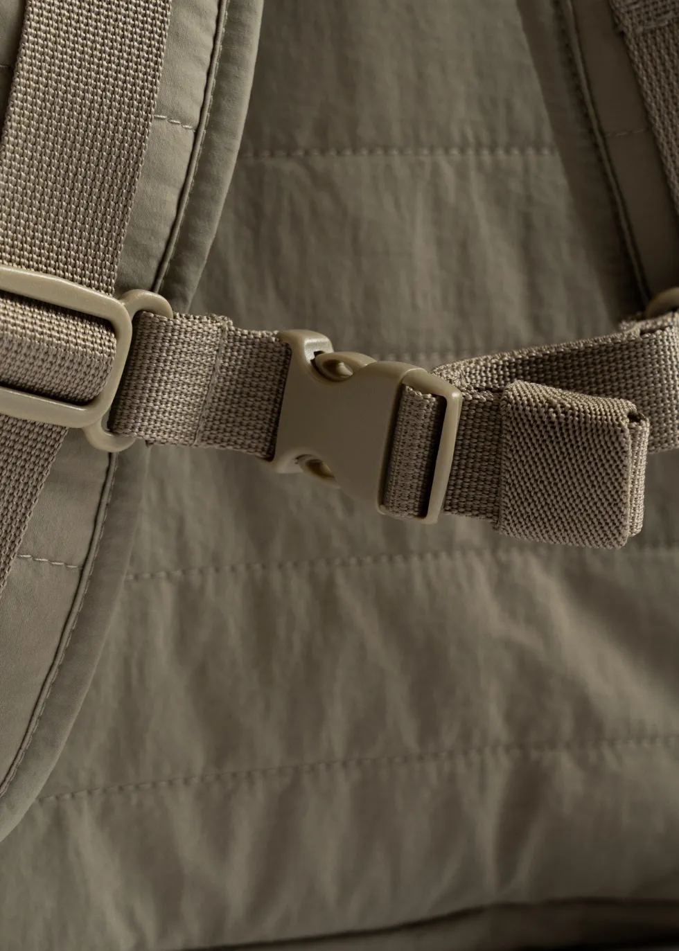 JUNO QUILTED BACKPACK MIDI - laurel oak