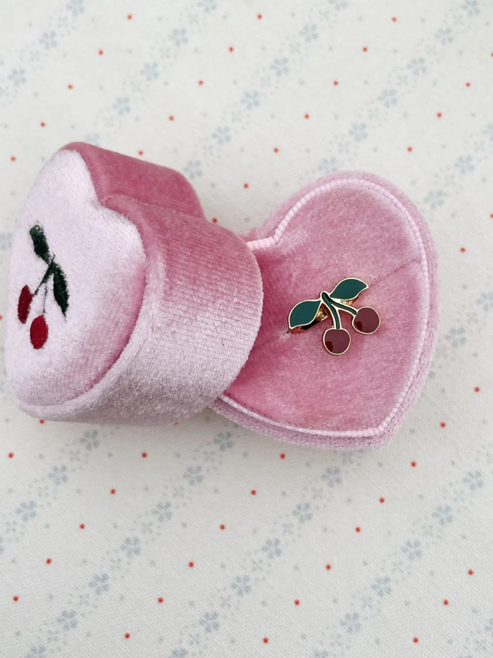 Love ringe - cherry