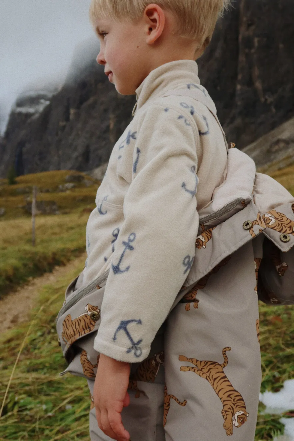 tavi sweatshirt - ancher