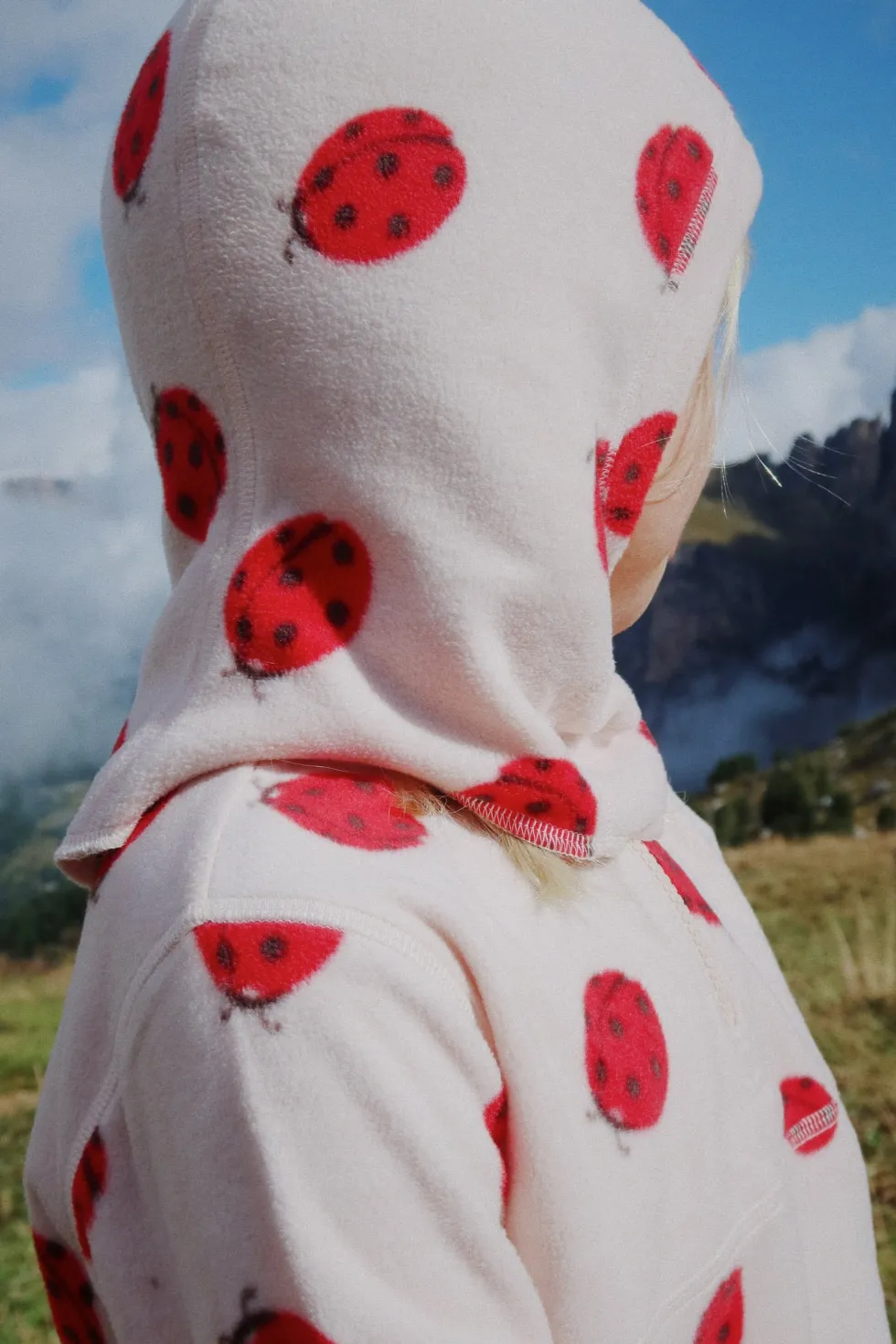 tavi sweatshirt - ladybug