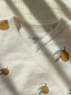 Uma newborn body - lemon