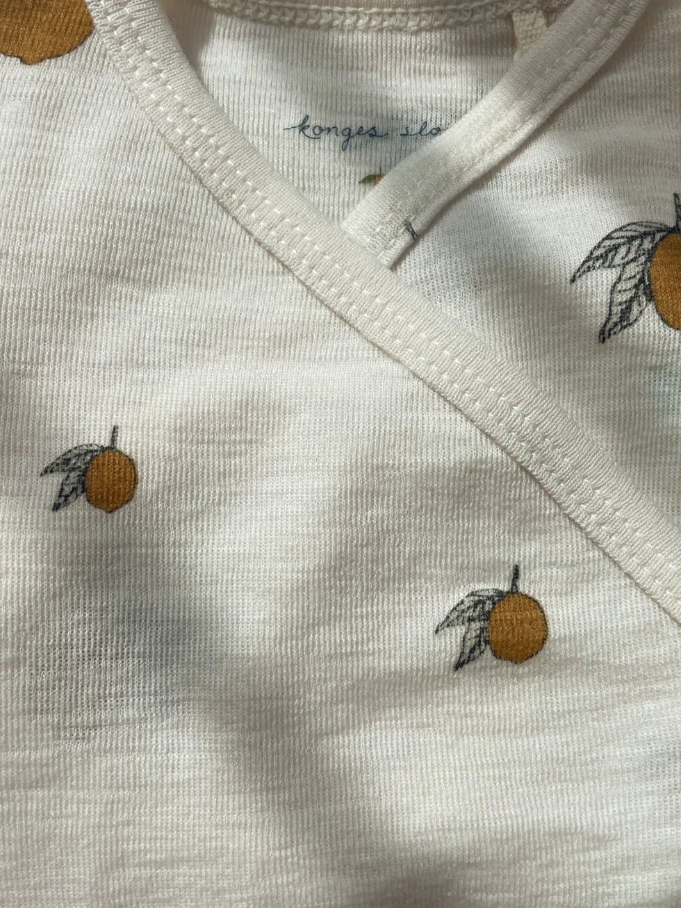 Uma newborn body - lemon