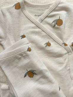 Uma newborn body - lemon